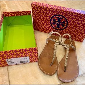 Tory Bruch snake print thing sandal size 8 but fits 7